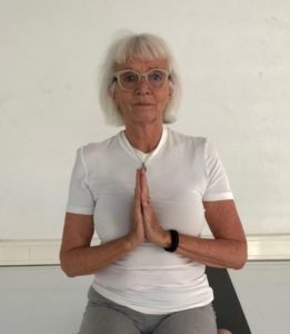 Iyengar Yoga docent Anne Verhoijsen
